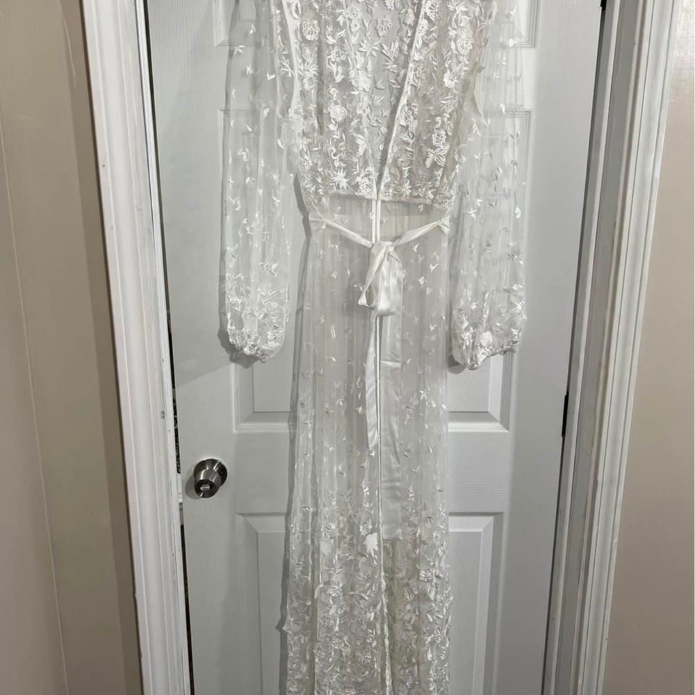 Le Rose Bridal Robe
